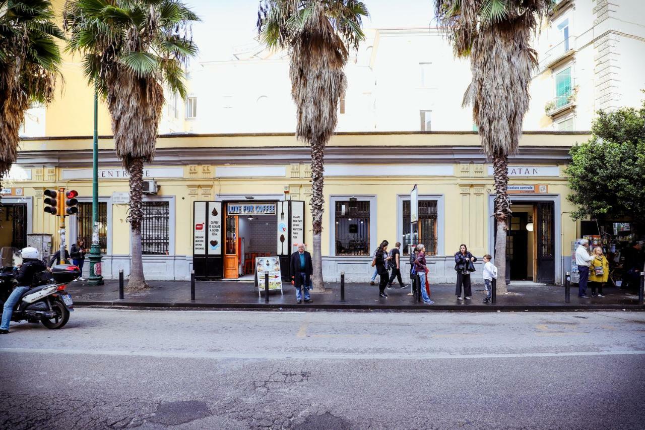 Villa La Casa Di Zucca Sopra Piazza Plebiscito! Nápoles Exterior foto